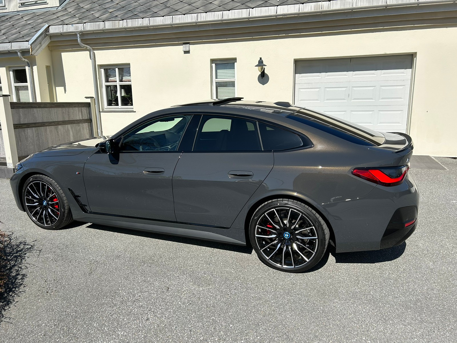 BMW i4 M50
