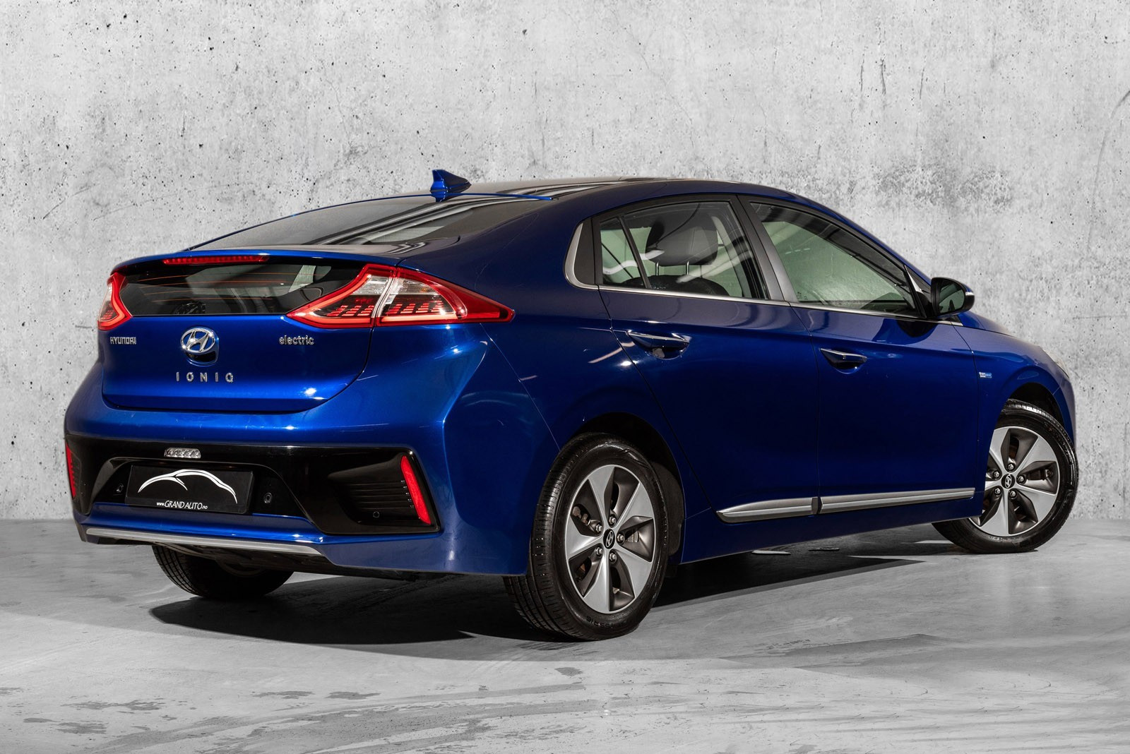 Hyundai IONIQ