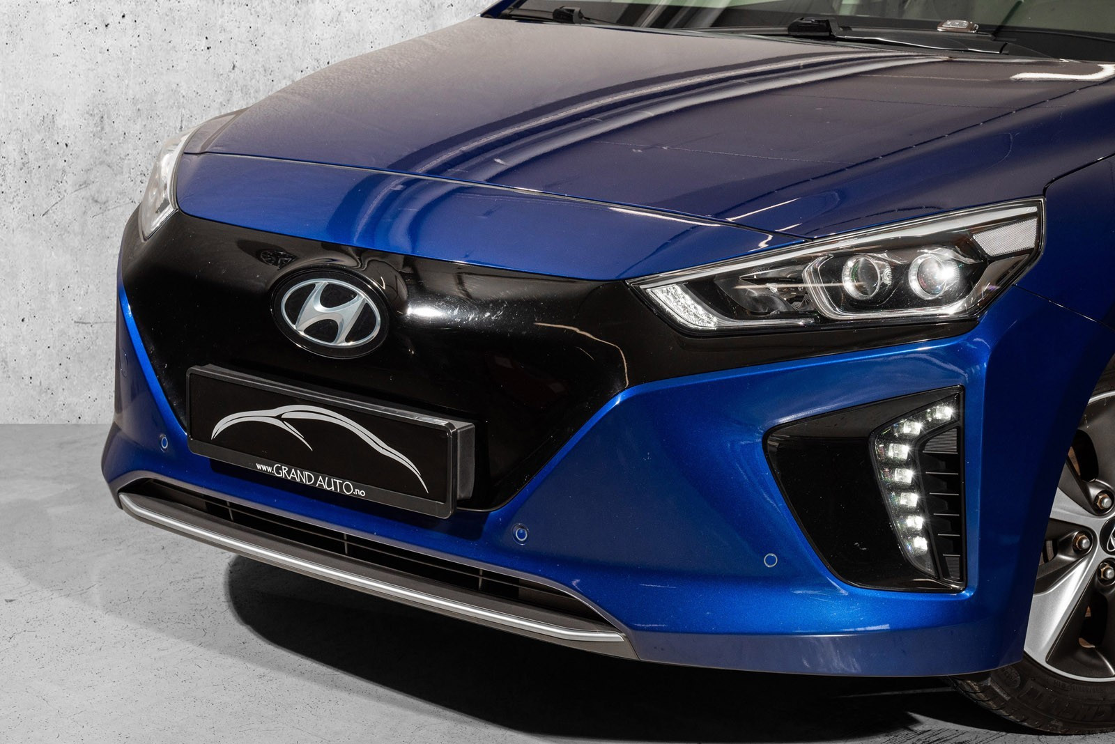 Hyundai IONIQ
