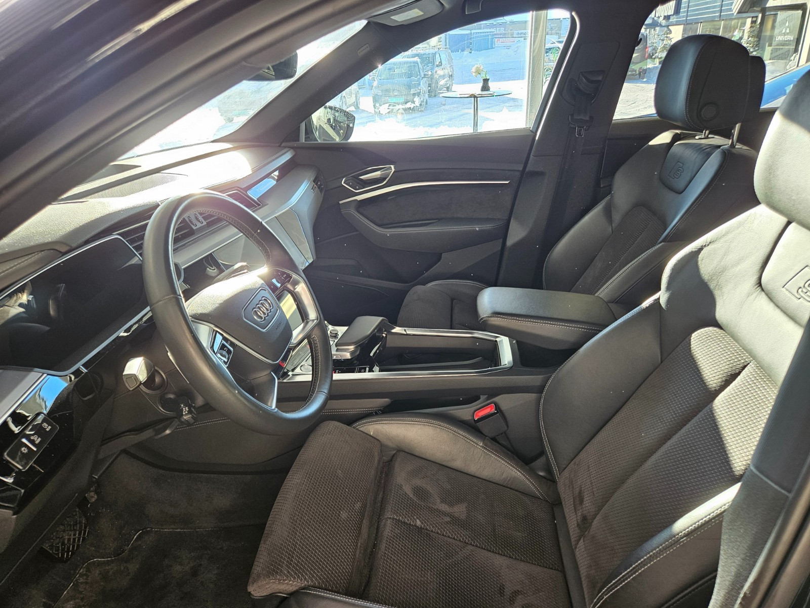 Audi e-tron