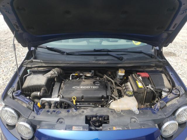 Chevrolet Sonic LS 2013