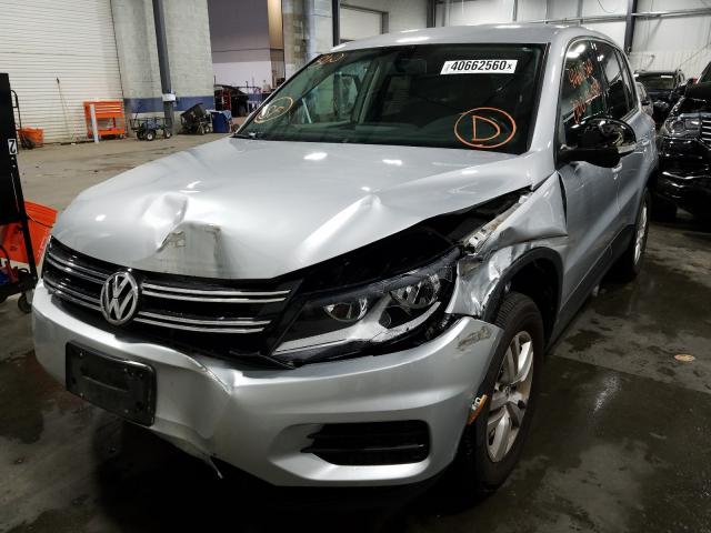 Volkswagen Tiguan S 2013