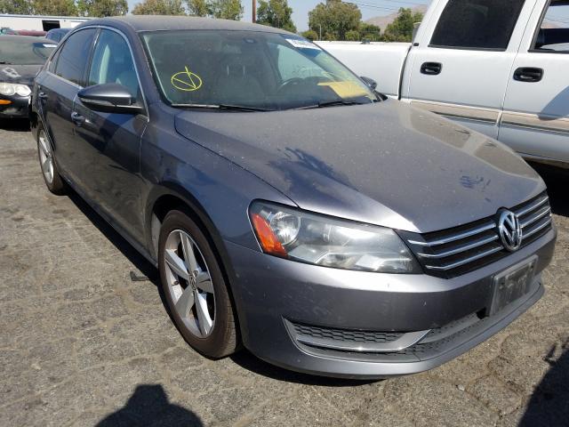 Volkswagen Passat SE 2012