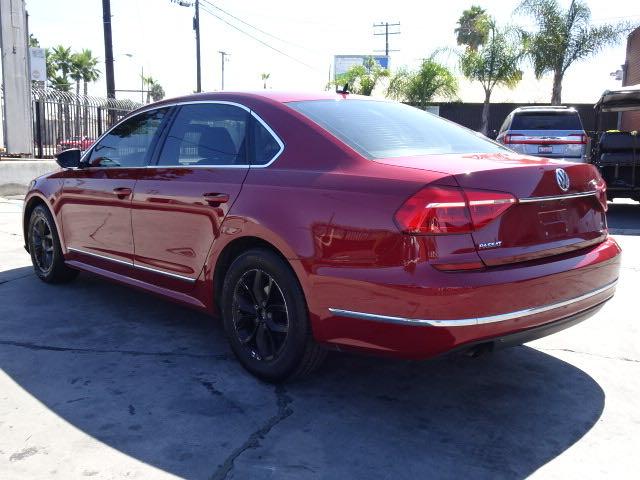 Volkswagen Passat S 2016