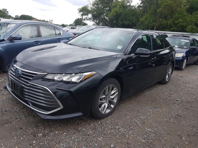 Toyota Avalon XLE 2019