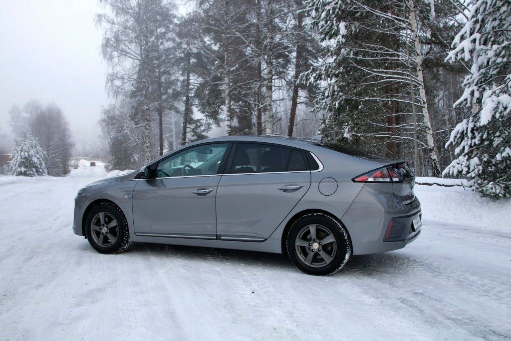 Hyundai IONIQ