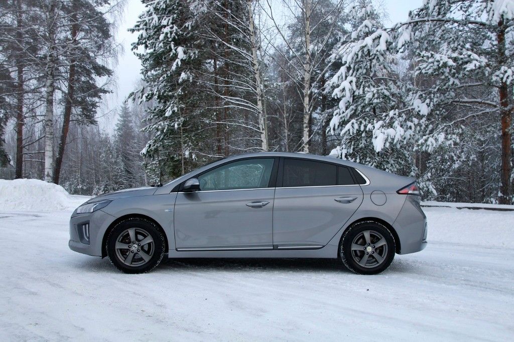 Hyundai IONIQ
