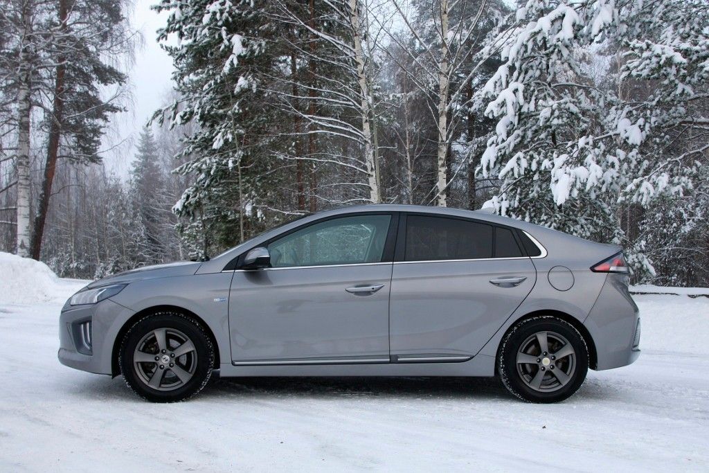 Hyundai IONIQ