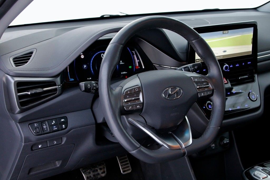 Hyundai IONIQ