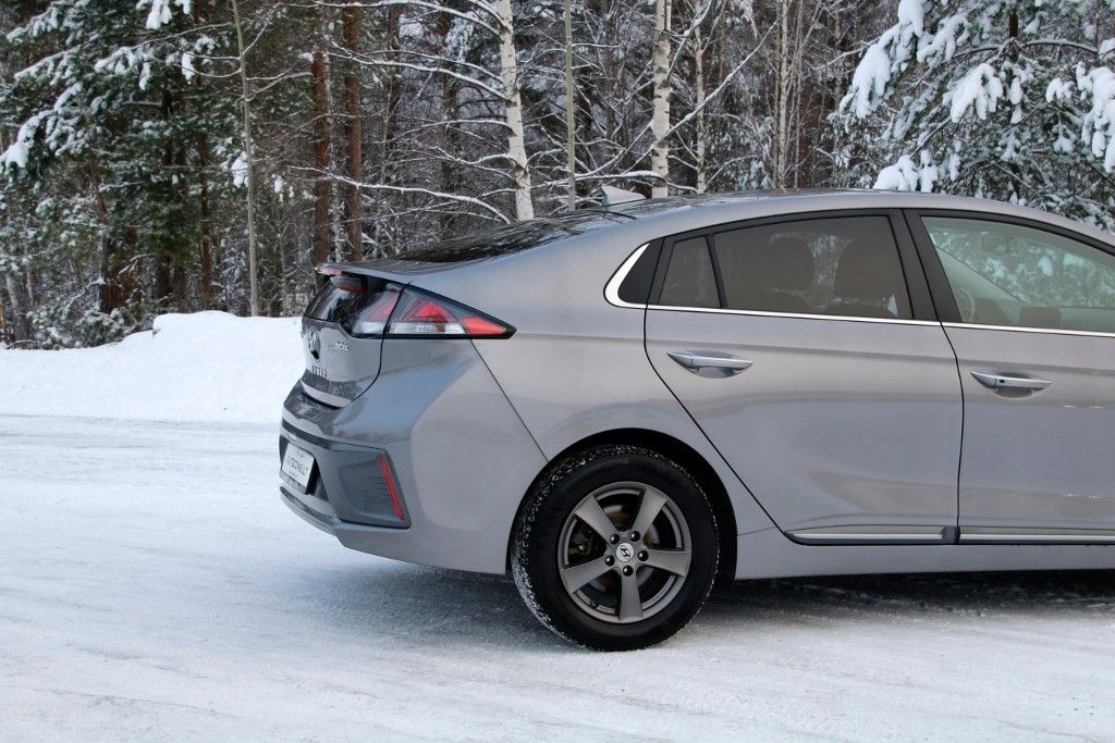 Hyundai IONIQ