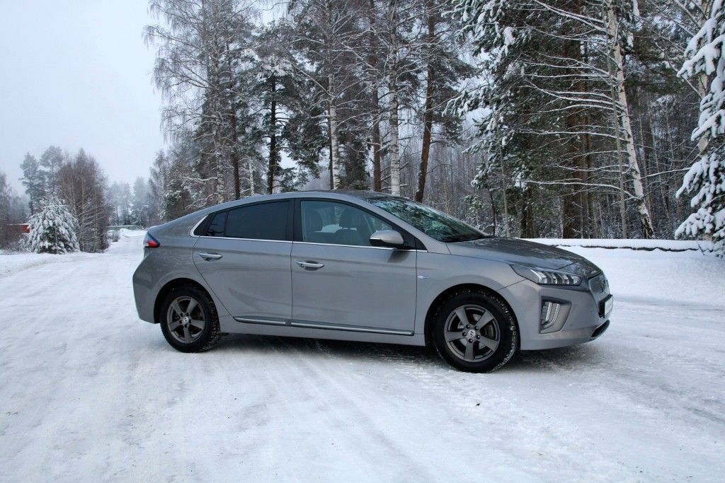 Hyundai IONIQ