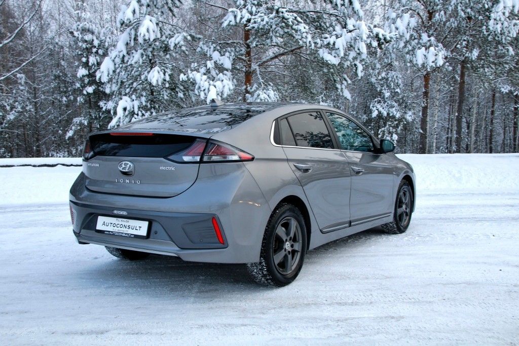 Hyundai IONIQ