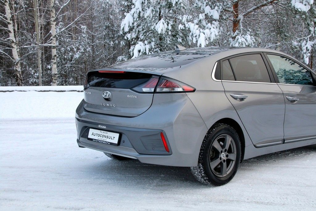 Hyundai IONIQ