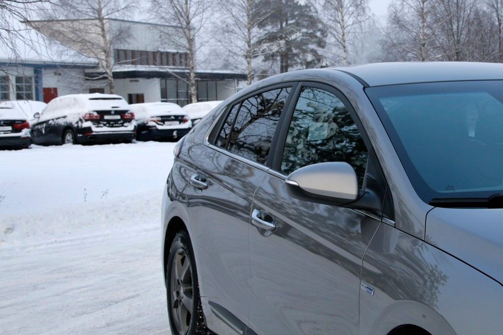 Hyundai IONIQ