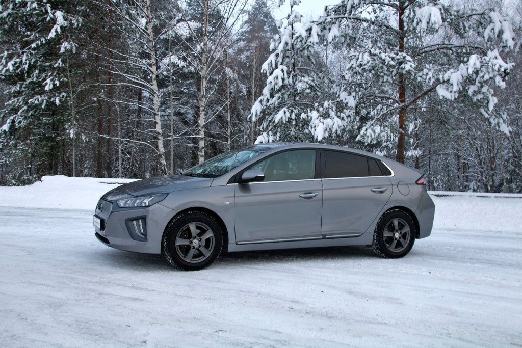 Hyundai IONIQ