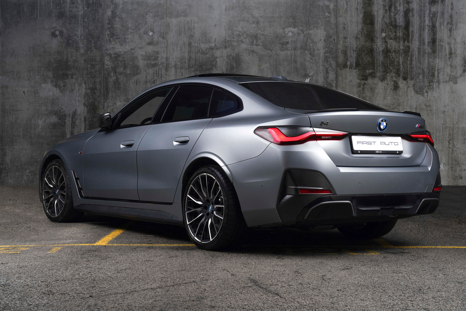 BMW i4 M50