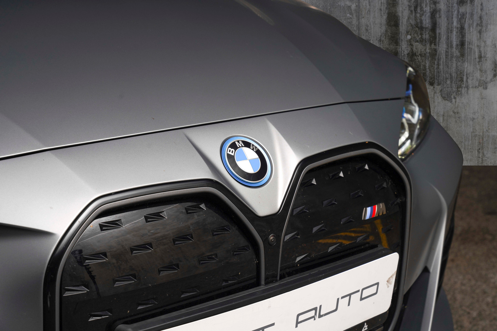 BMW i4 M50