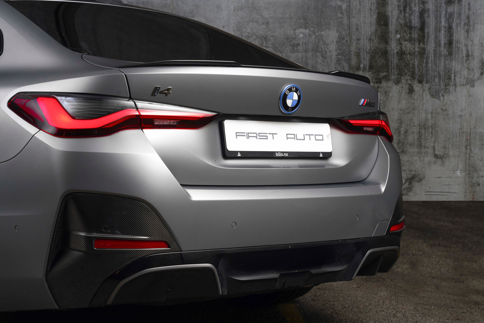 BMW i4 M50