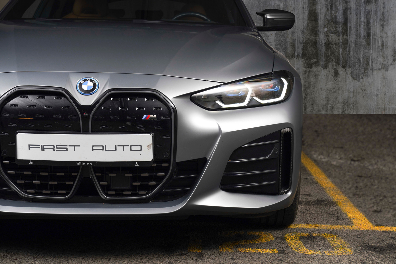 BMW i4 M50