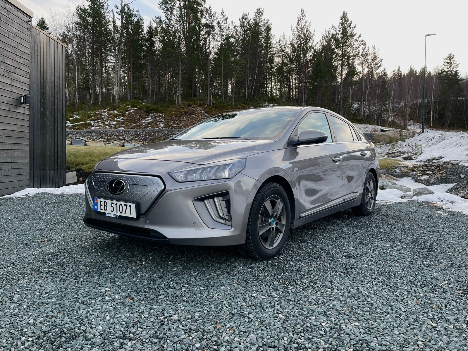 Hyundai IONIQ
