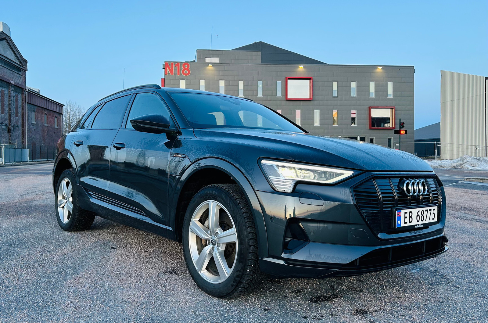 Audi e-tron