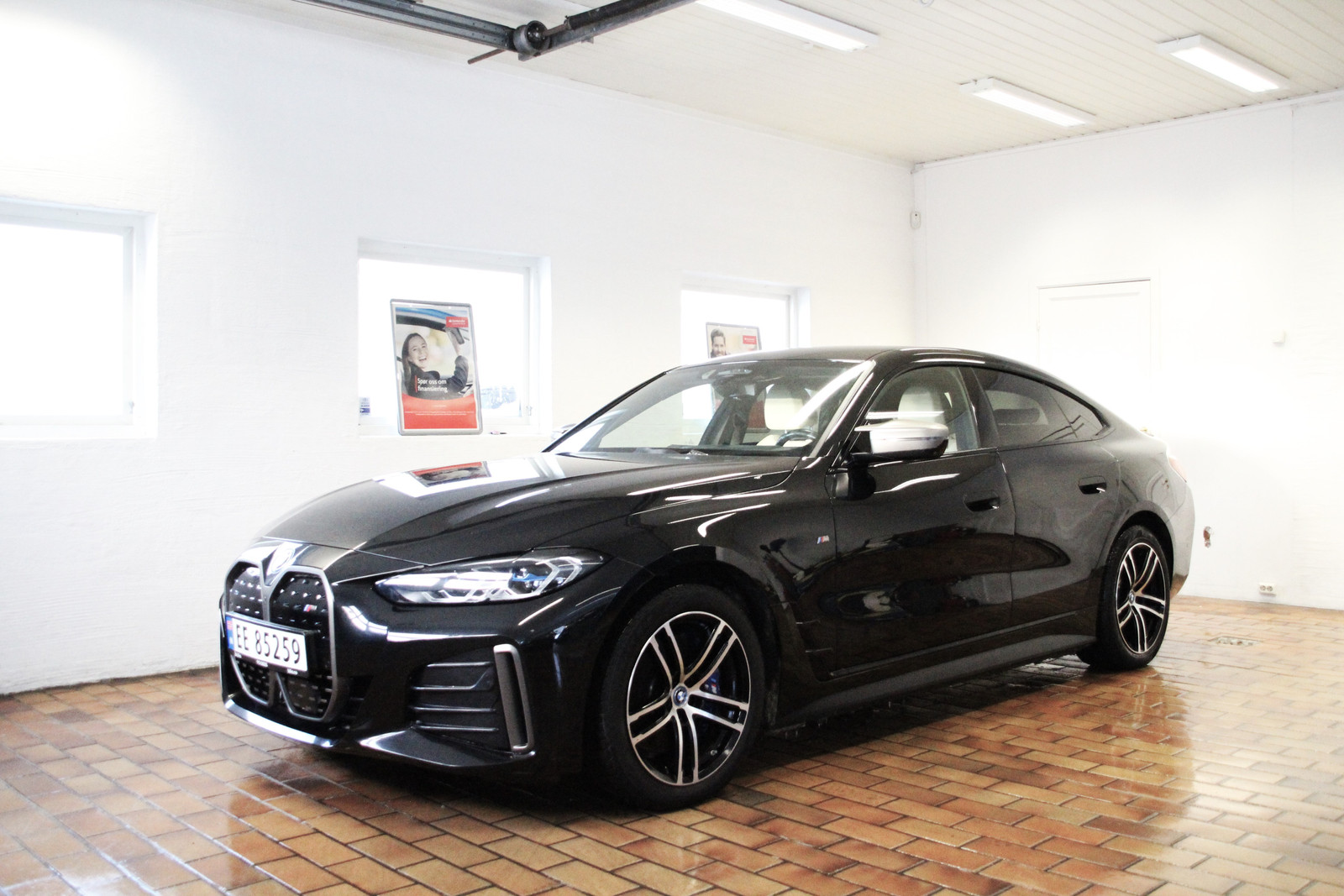 BMW i4 M50
