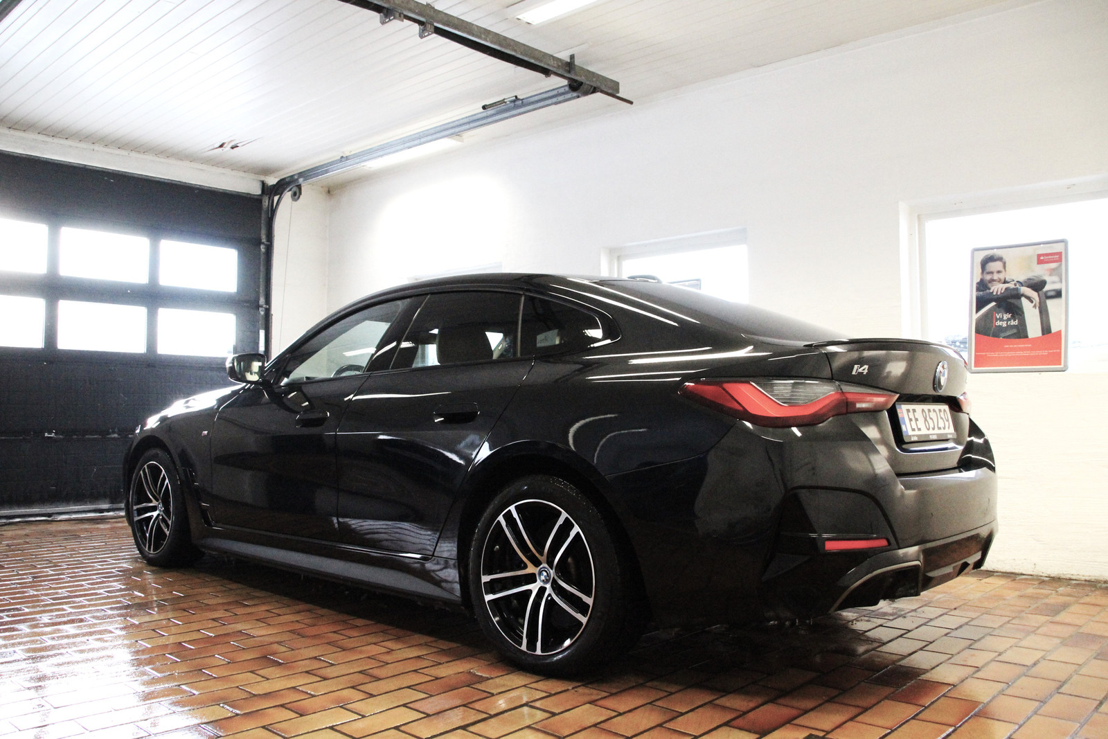 BMW i4 M50