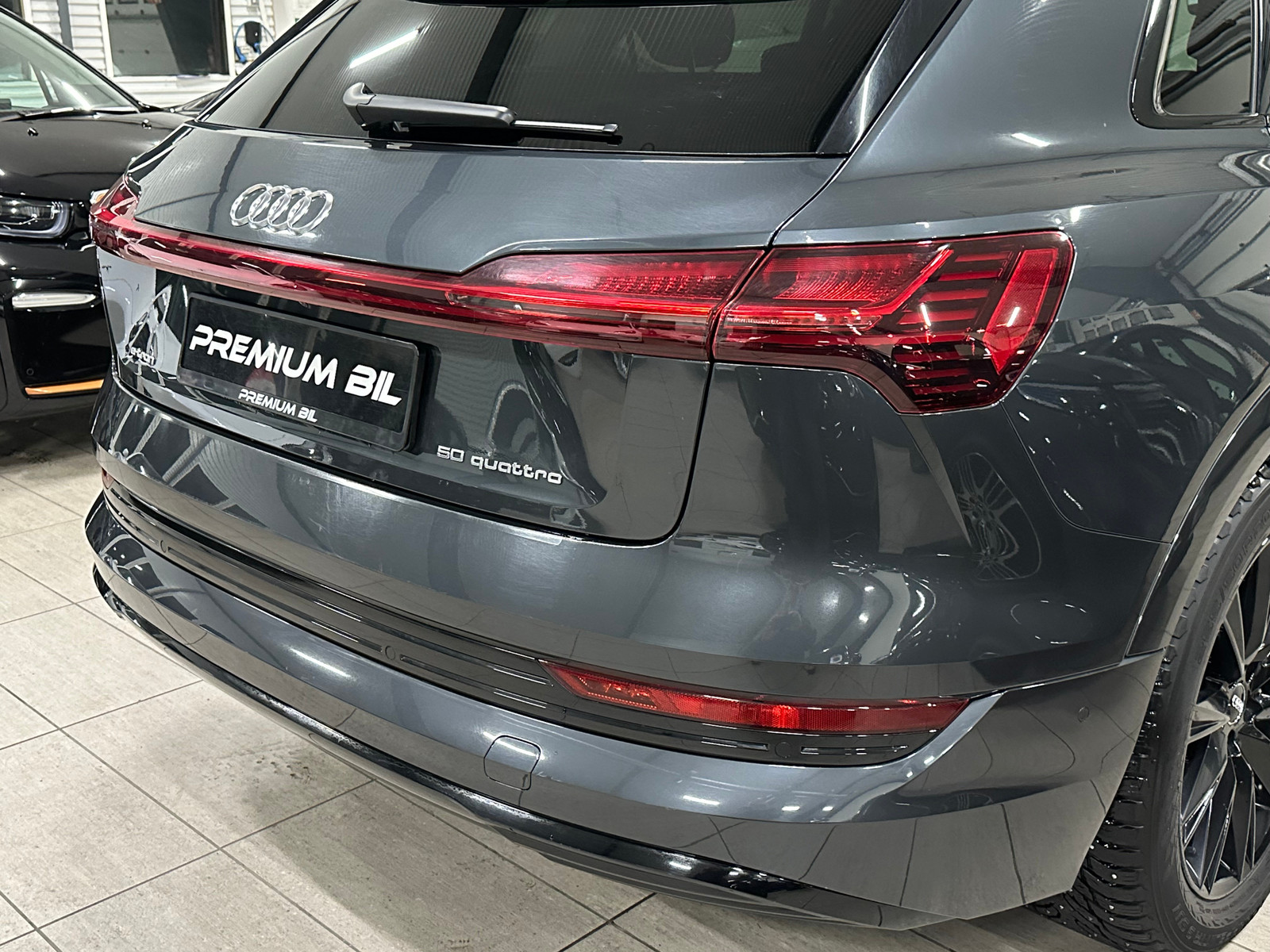 Audi e-tron