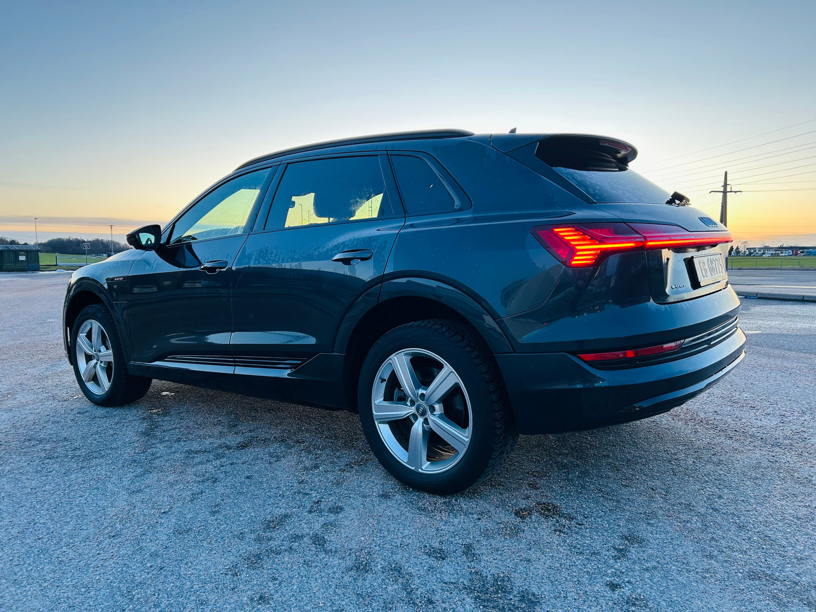 Audi e-tron