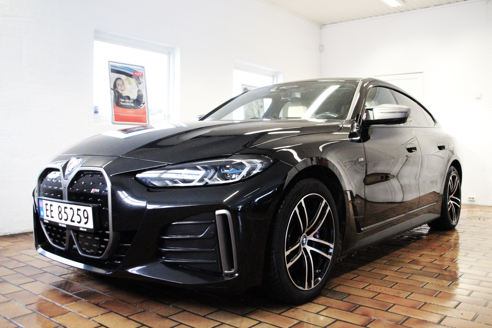 BMW i4 M50