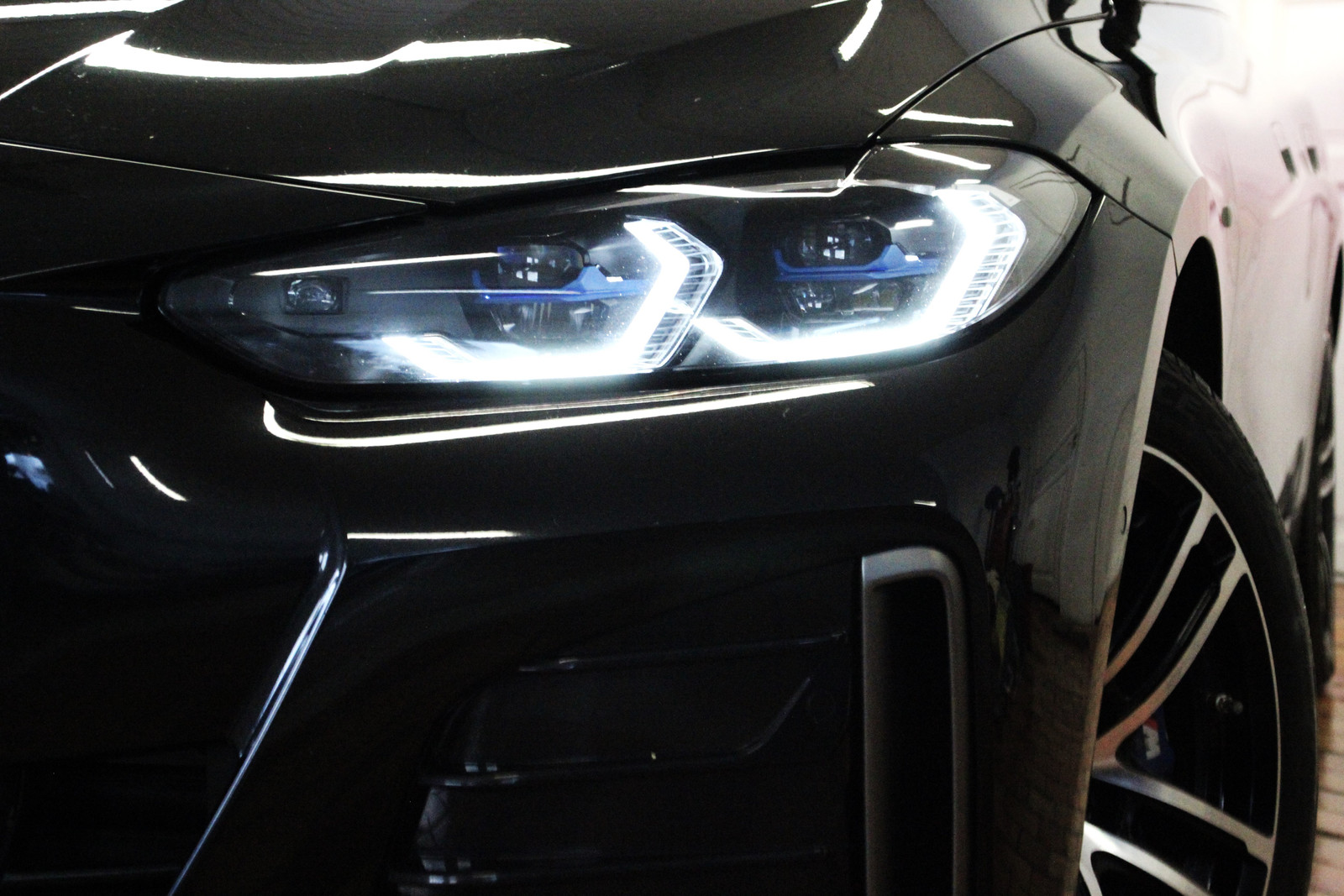 BMW i4 M50