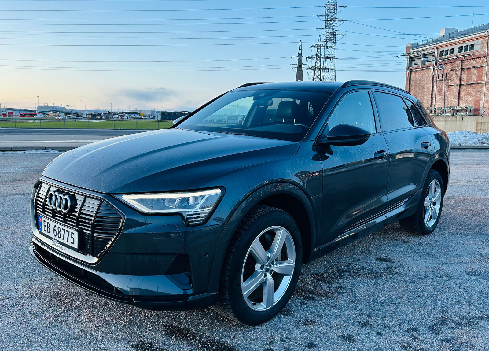 Audi e-tron