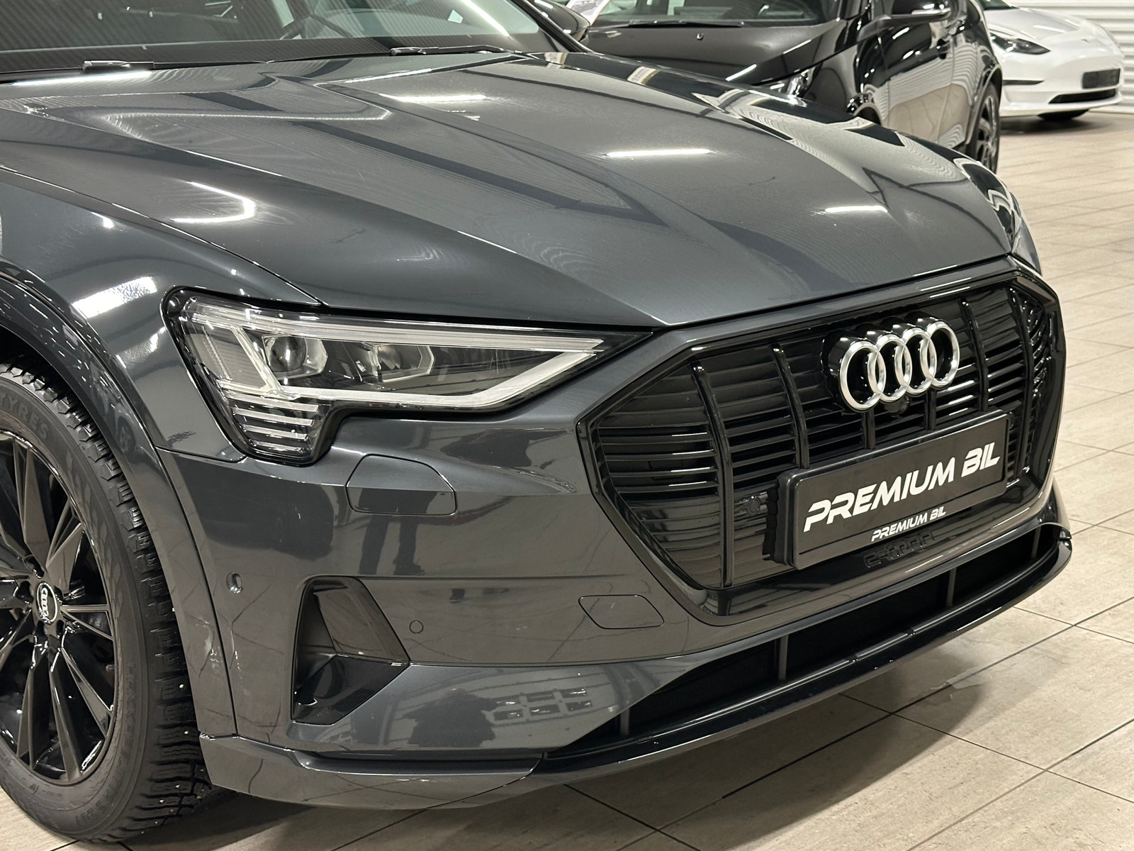 Audi e-tron