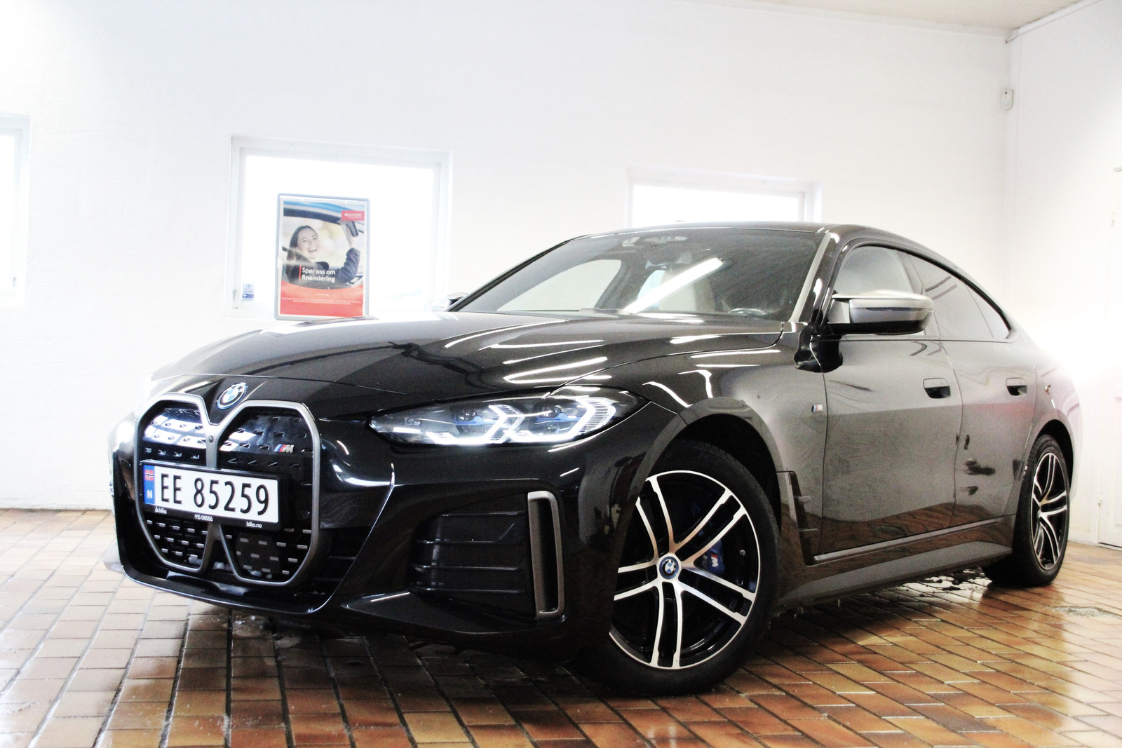 BMW i4 M50