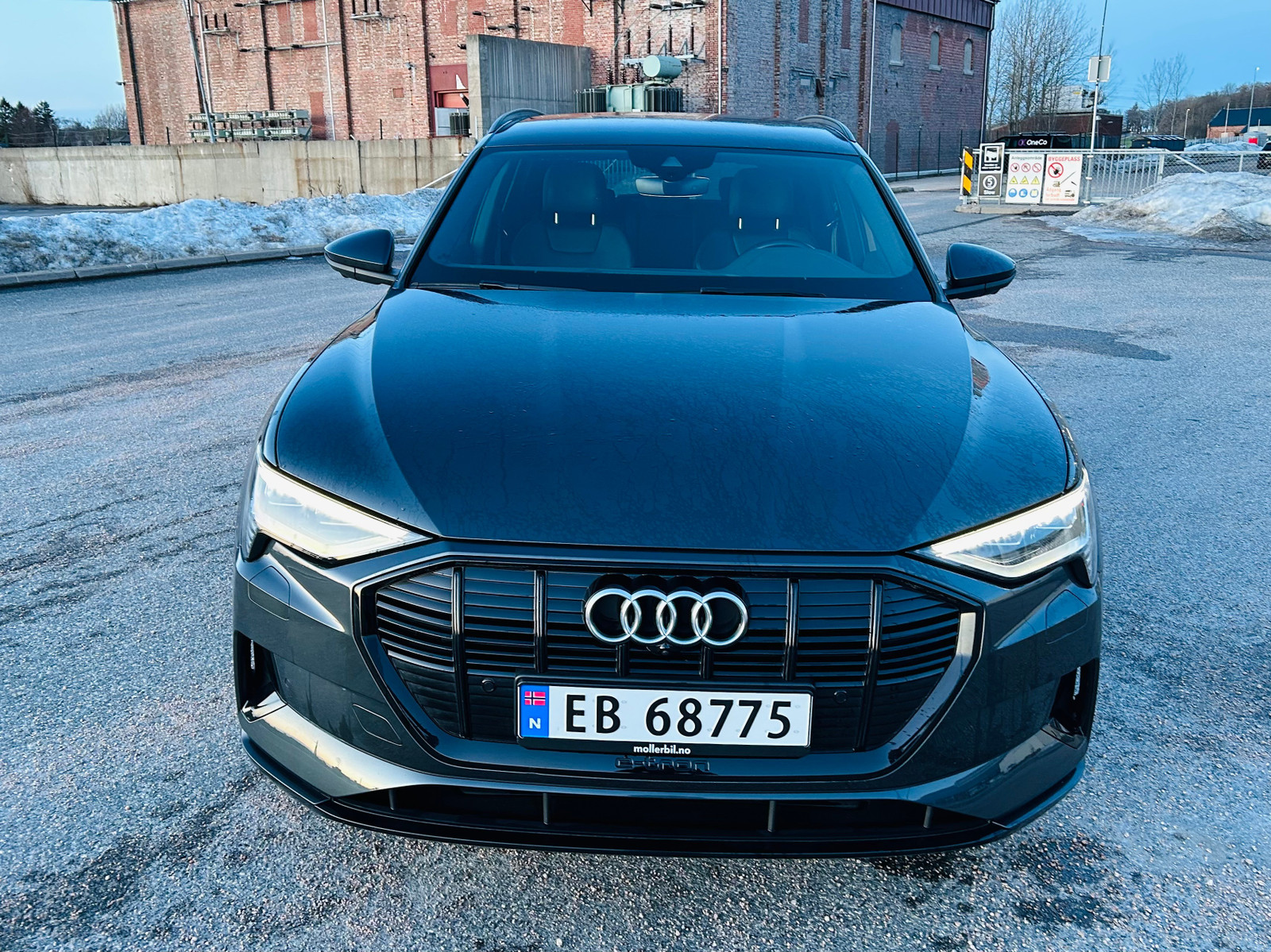 Audi e-tron