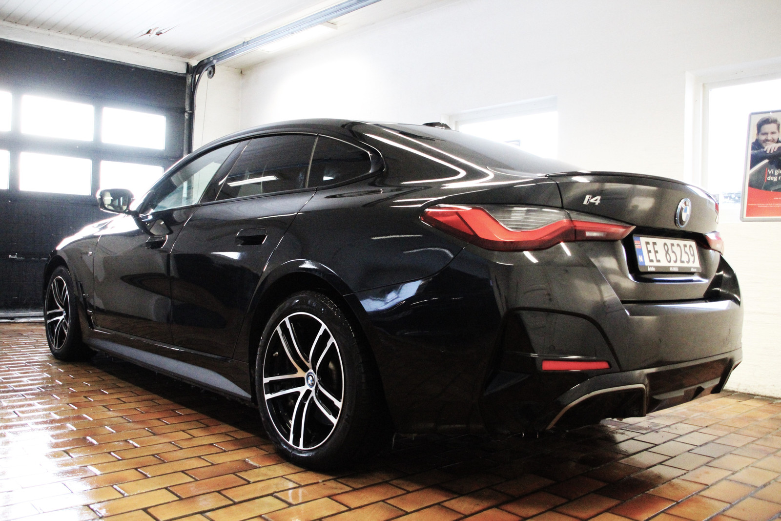BMW i4 M50