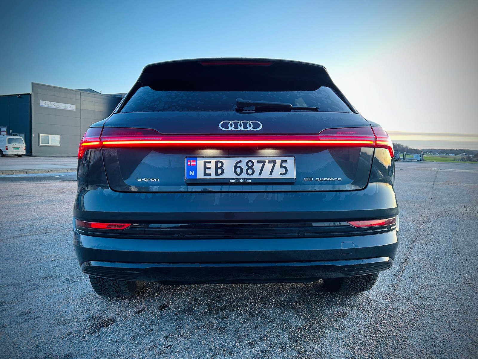 Audi e-tron