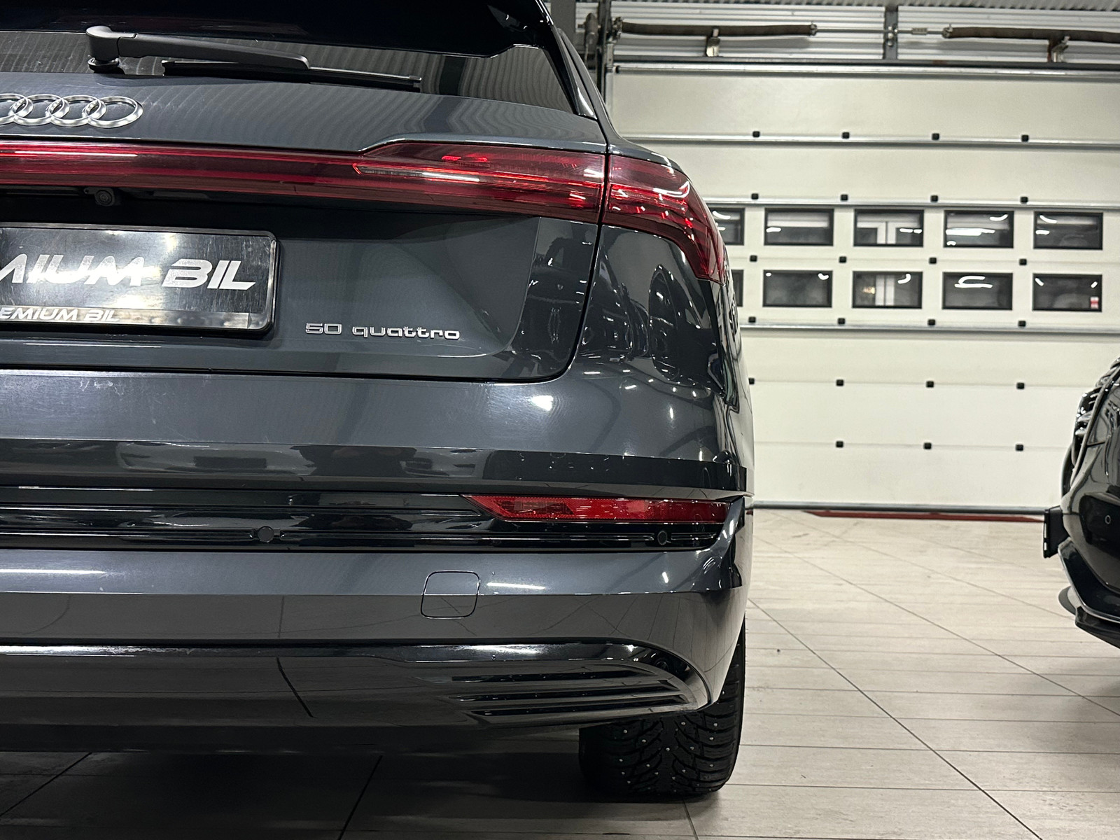Audi e-tron