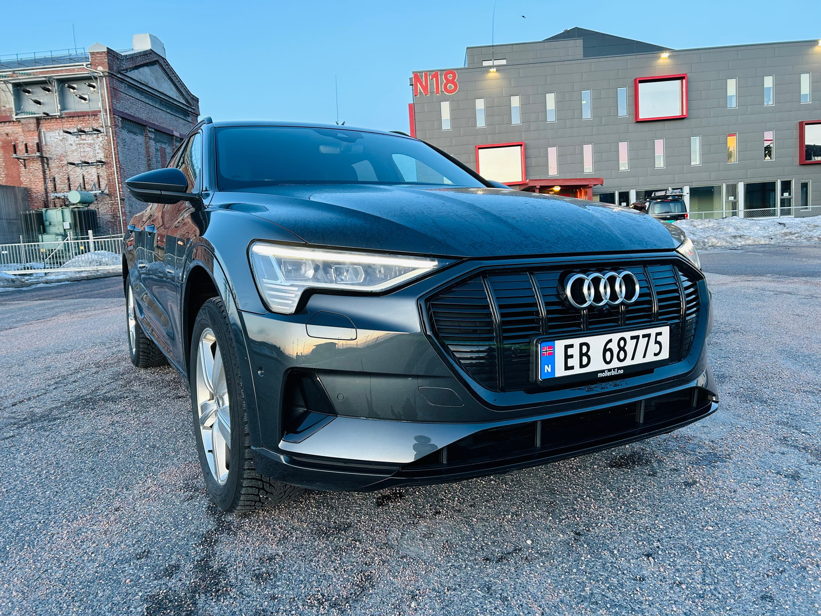 Audi e-tron