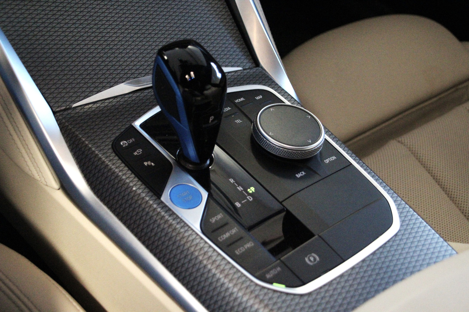 BMW i4 M50