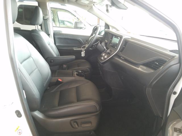Toyota Sienna SE 2018