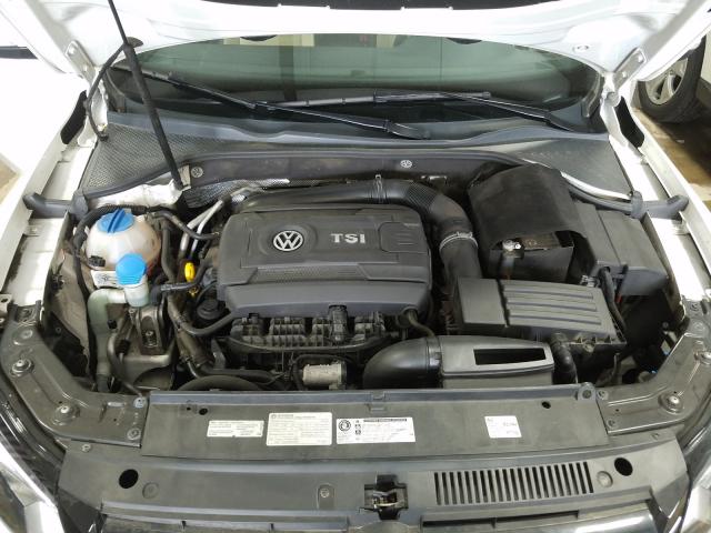Volkswagen Passat SE 2014