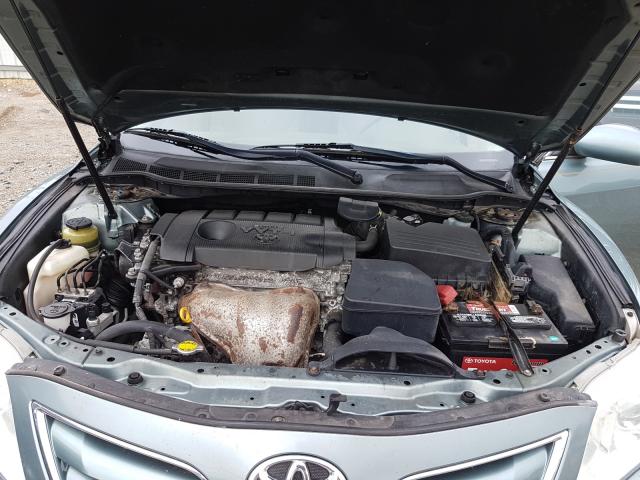 Toyota Camry Base 2010