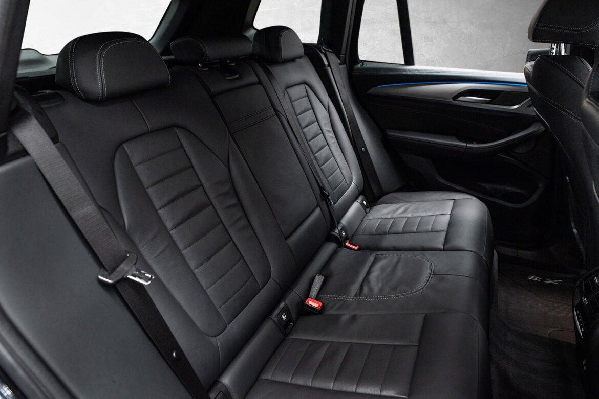 BMW iX3