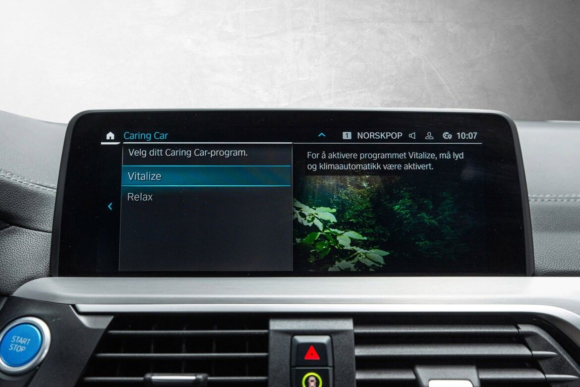 BMW iX3