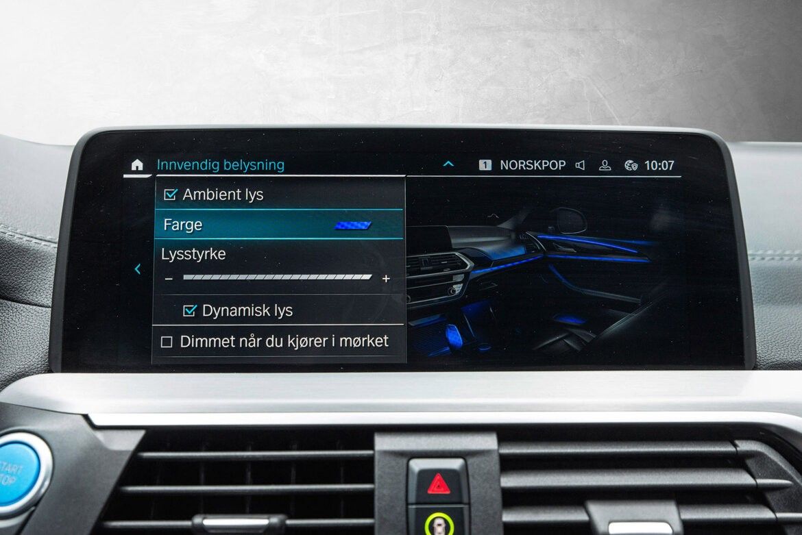 BMW iX3