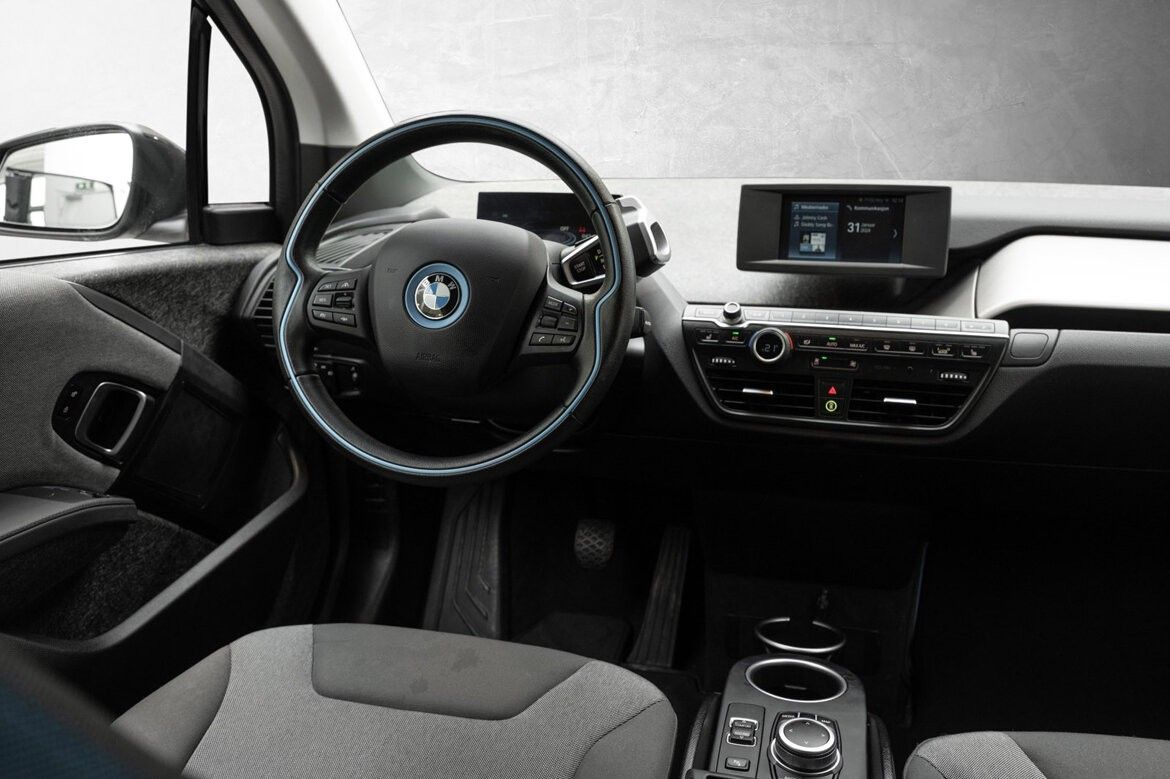 BMW i3