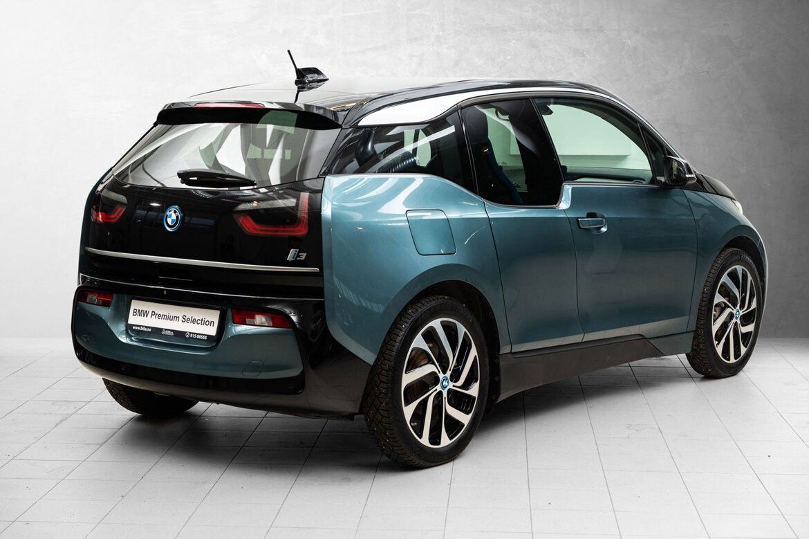 BMW i3