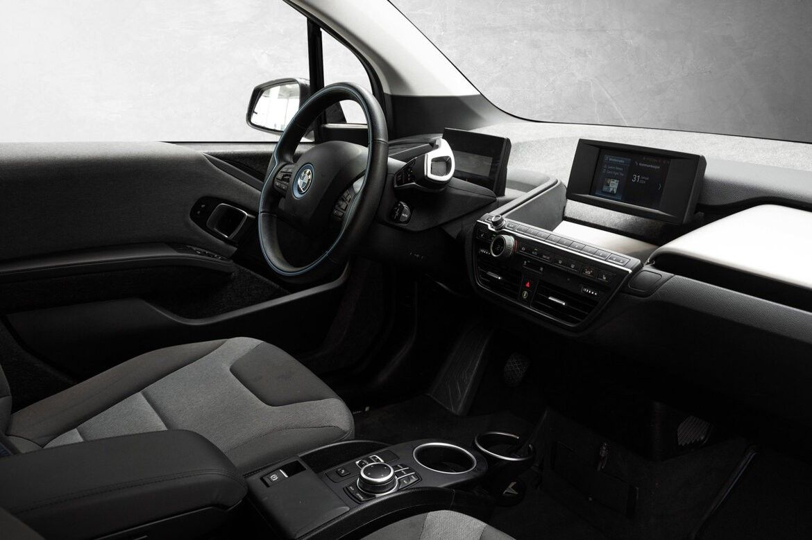 BMW i3