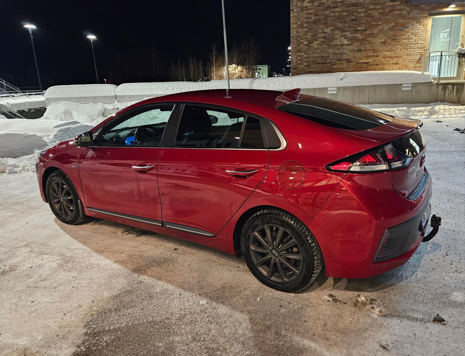 Hyundai IONIQ